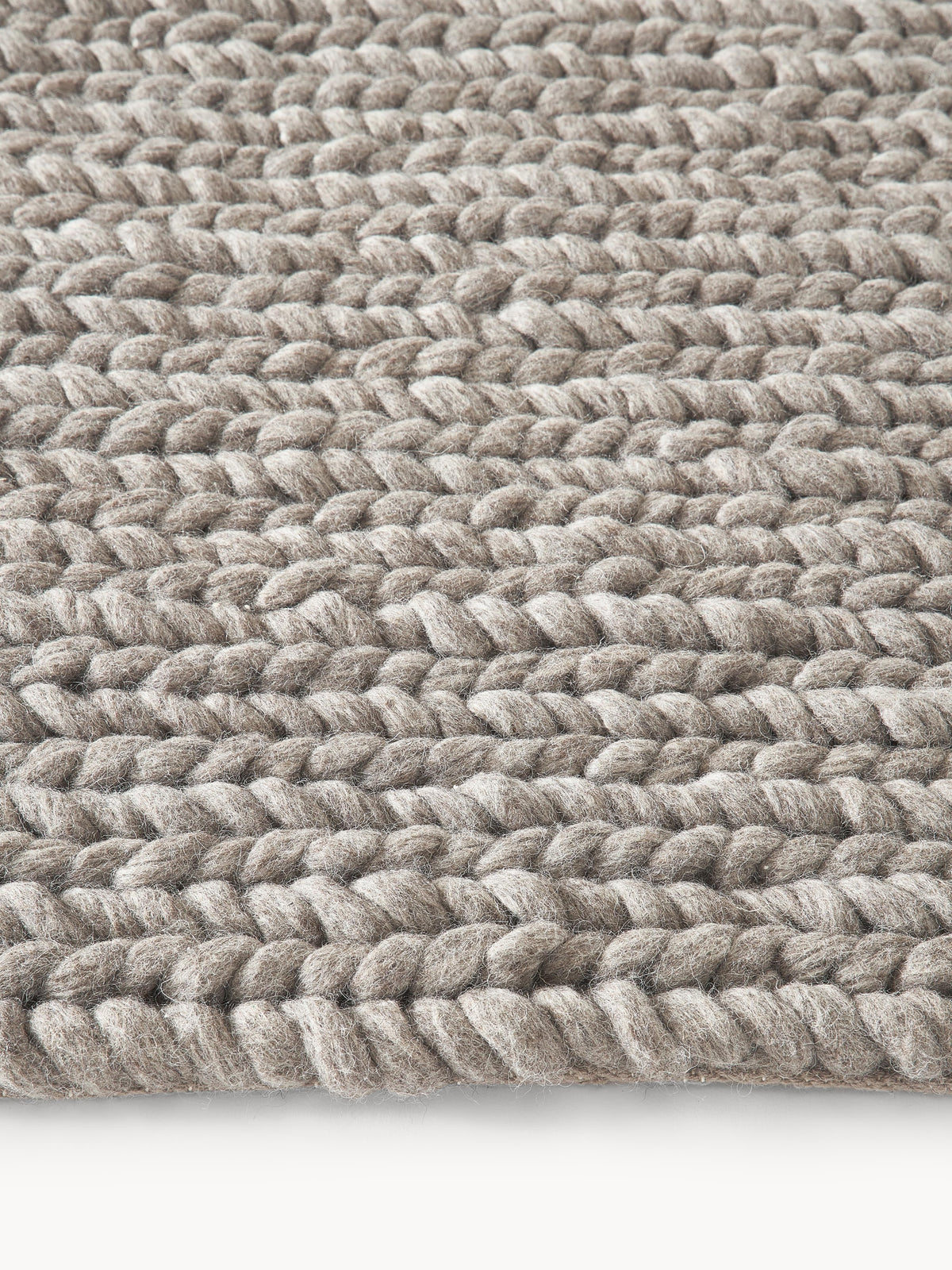 Bruna Rug in Wool, Handmade, with Braided Texture