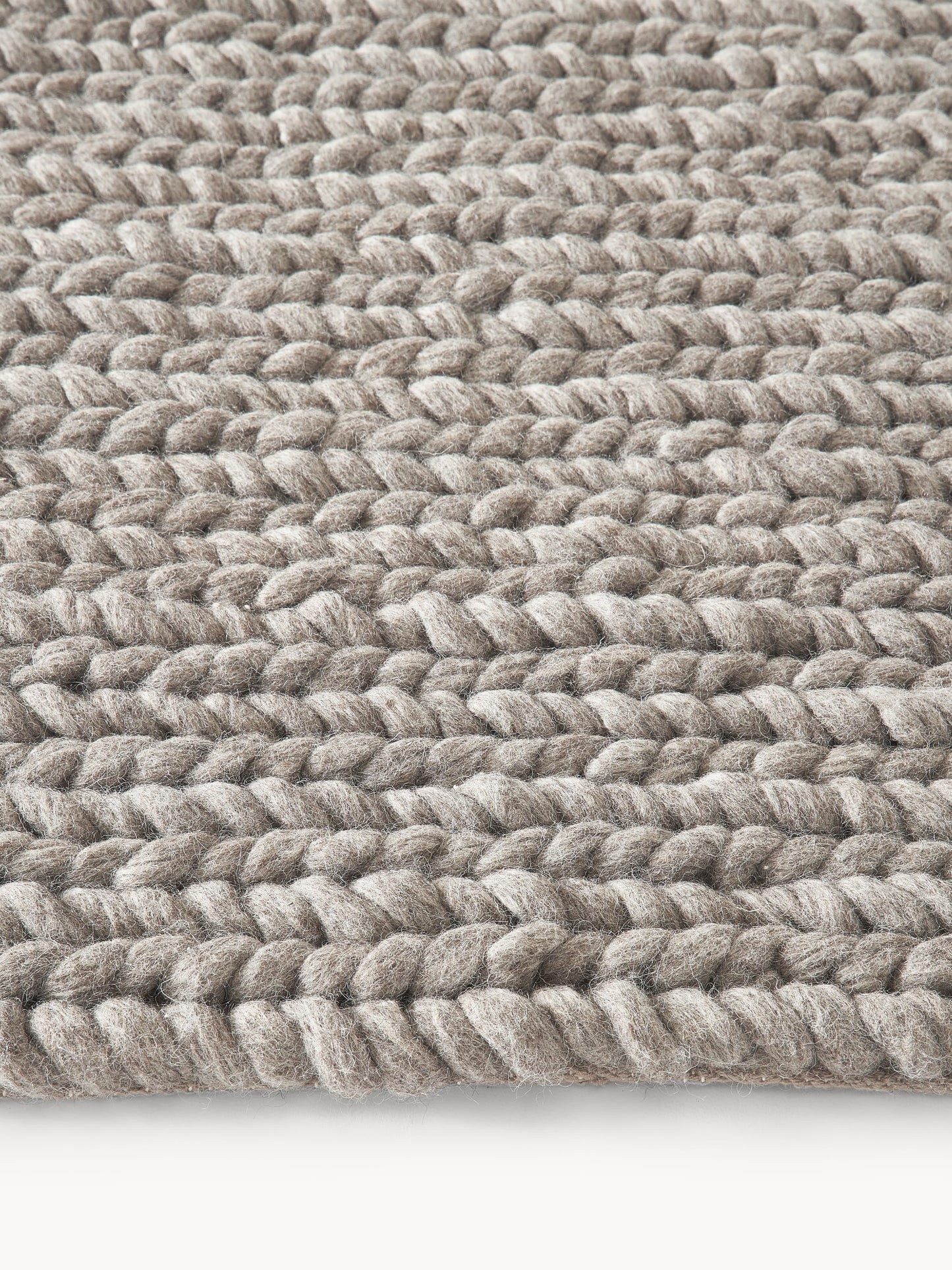 Bruna Rug in Wool, Handmade, with Braided Texture