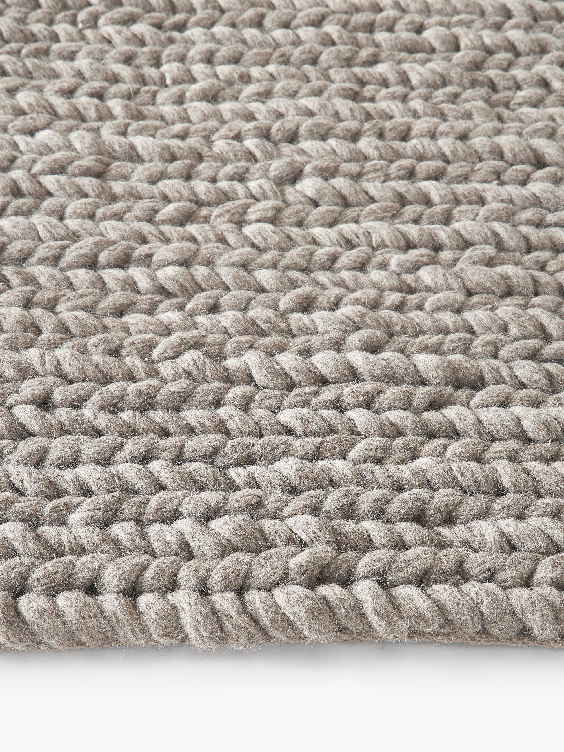 Bruna Rug in Wool, Handmade, with Braided Texture