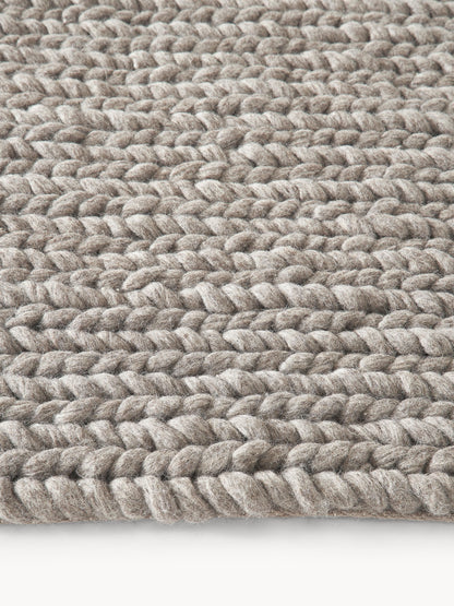 Bruna Rug in Wool, Handmade, with Braided Texture