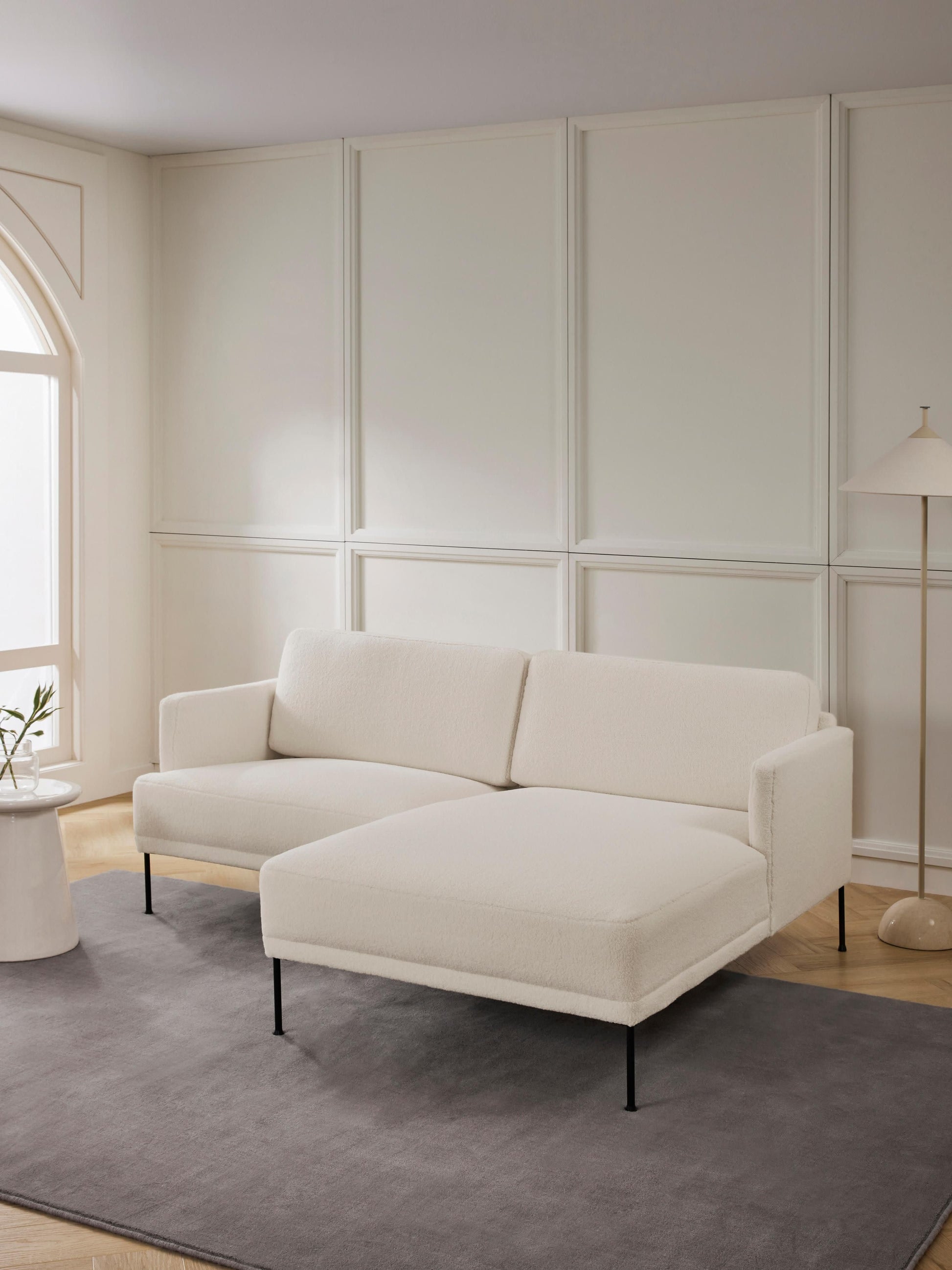 Fluente Small Corner Settee in Teddy Fabric