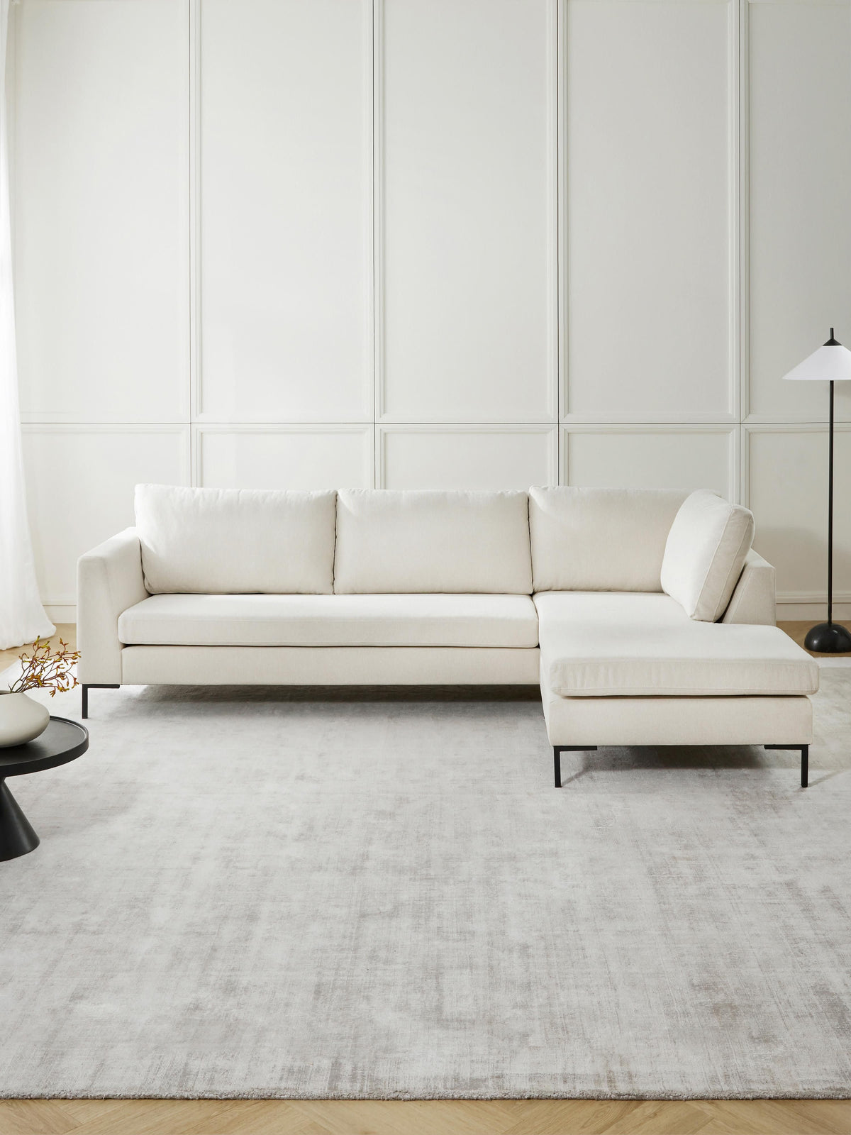 Luna Couch, Corner