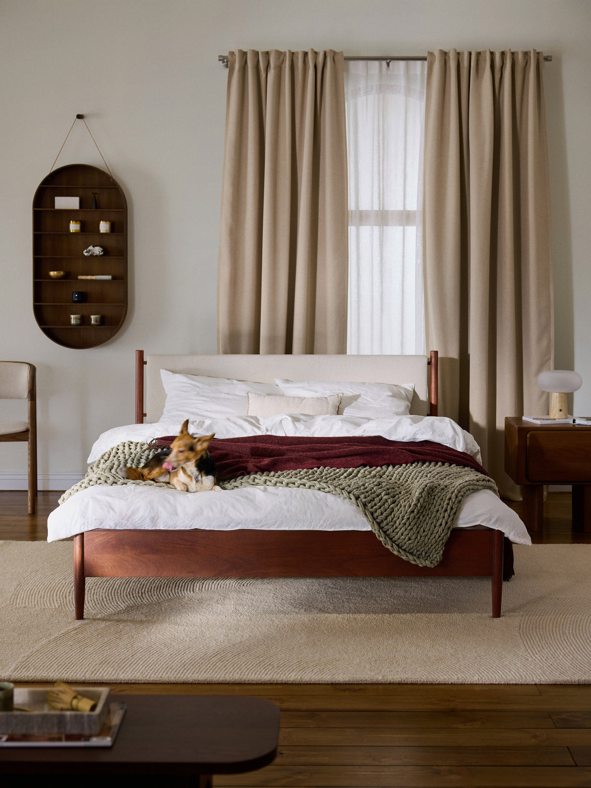 Paul Bed (Mango Wood)